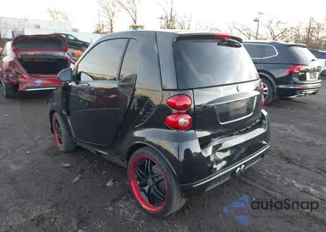 2015 Smart Fortwo Passion z USA, uszkodzony, nr VIN WMEEJ3BA8FK796733